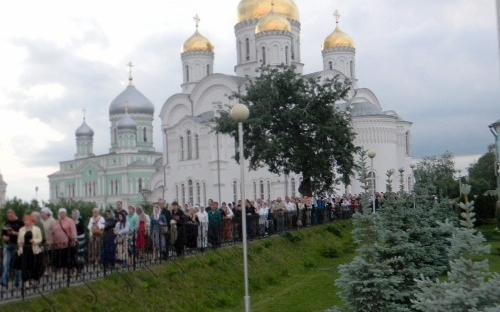 Крестный ход по Святой канавке